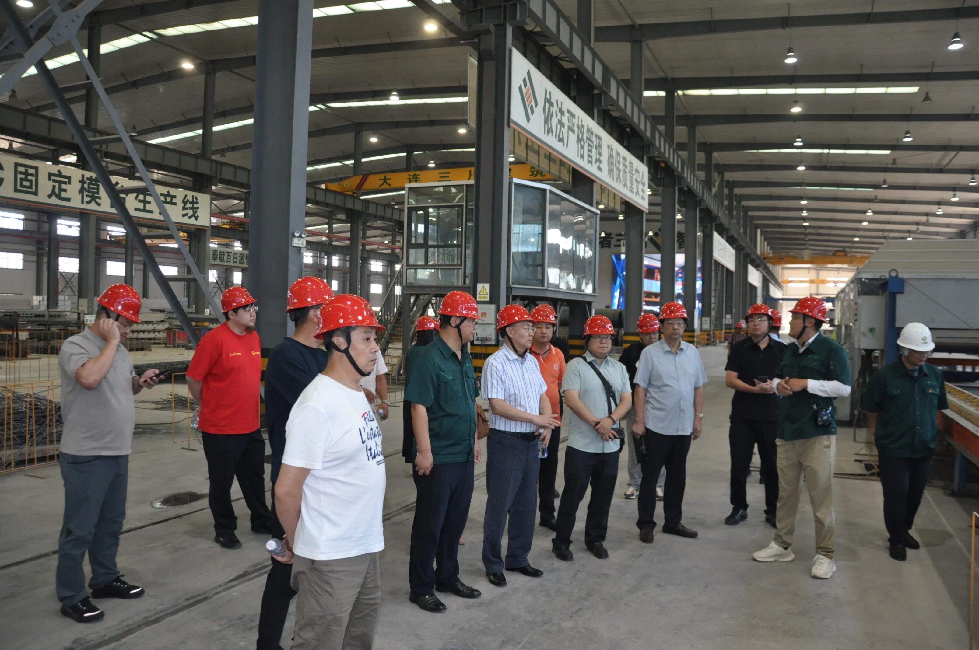 资源融合，深入合作——大连市建筑装饰行业协会组织部分会员参观走访大连三川建设集团(图5)