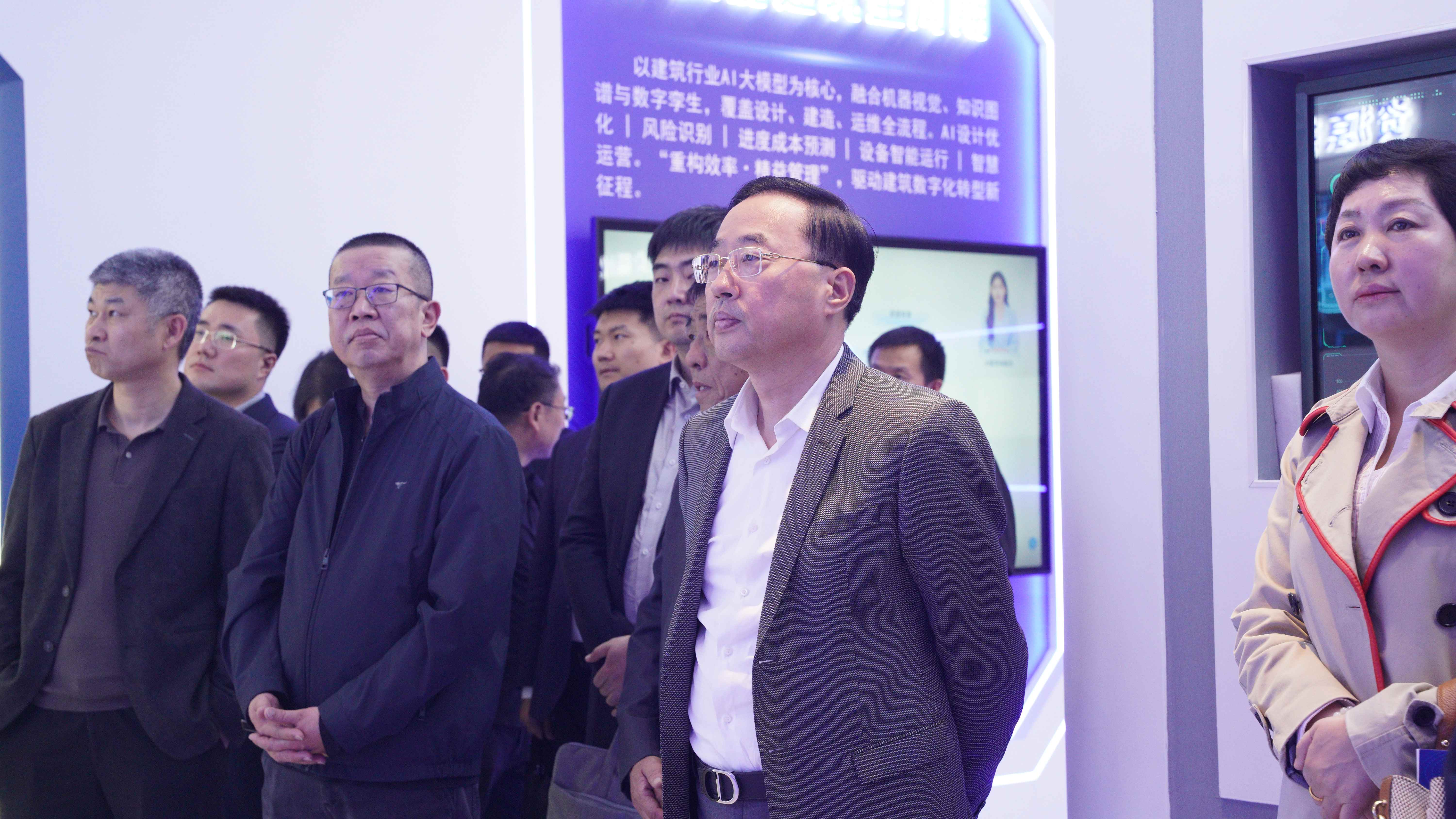 凝心聚力谋转型 提质赋能促振兴——2026年度辽宁省建筑业协会会长办公会第一次会议在沈圆满召开(图1) 凝心聚力谋转型 提质赋能促振兴——2026年度辽宁省建筑业协会会长办公会第一次会议在沈圆满召开(图1)